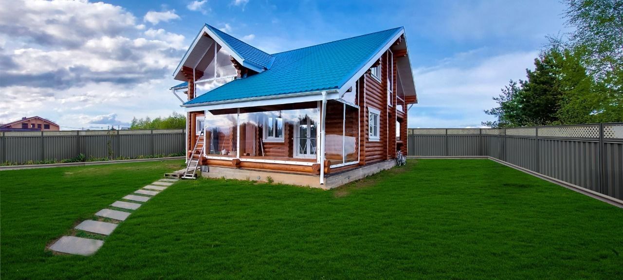 Мягкие окна на веранде загородного дома в Щиграх